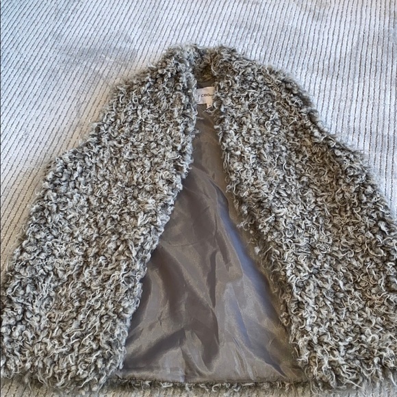BCBGENERATION Shag Vest - Picture 1 of 4